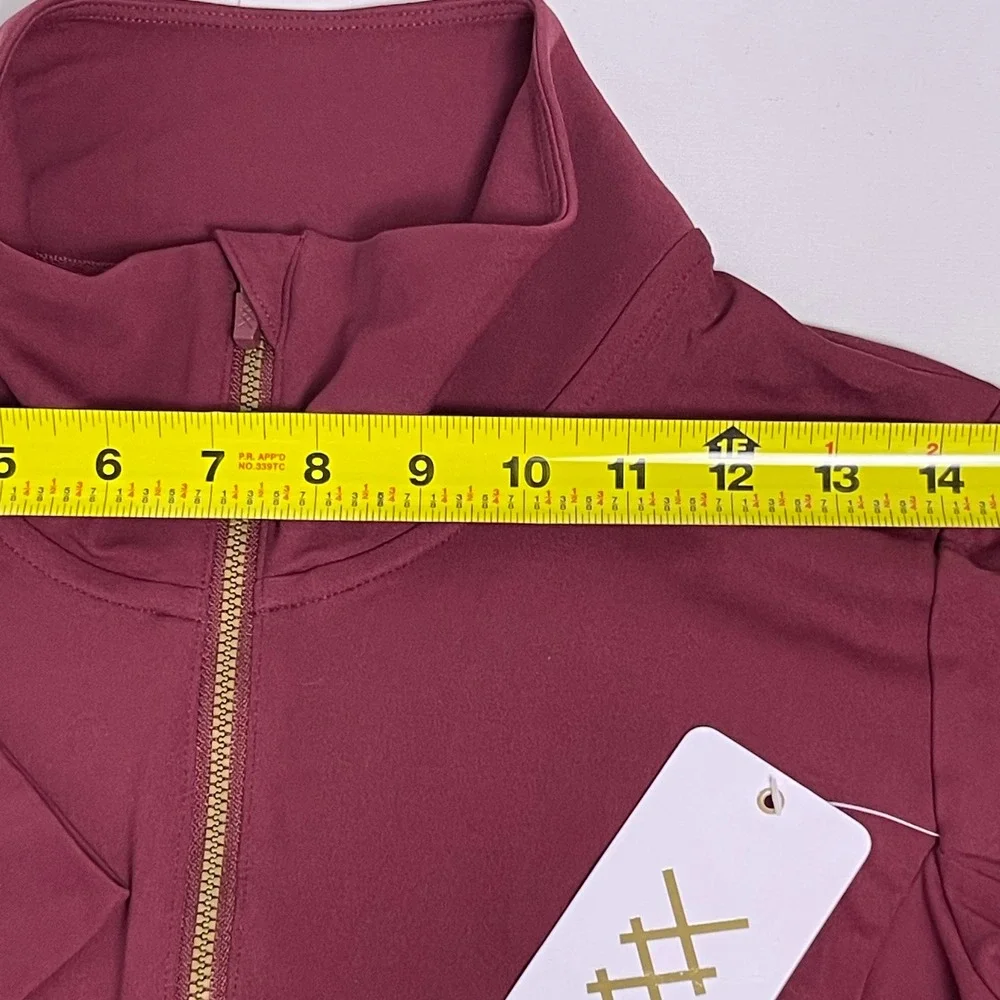 Rhone Women's XS Burgundy Course To Court Quarter 1/4 Zip Pullover NWT - Picture 9 of 12